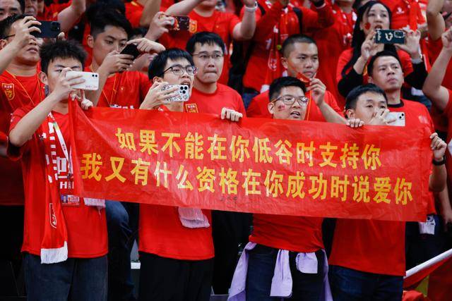 12名球员离队，利物浦达成3.11亿元新交易，薪资账单削减71万